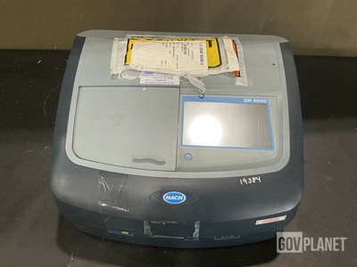 HACH DR 6000 Spectrophotometer