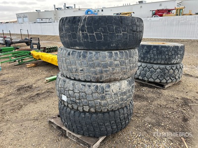 Quantity of إطارات المعدات