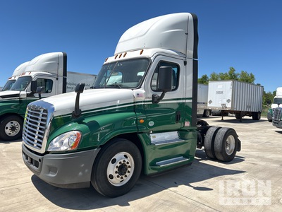 2018 Freightliner Cascadia 125 4x2 S/A Day Cab Truck Tractor