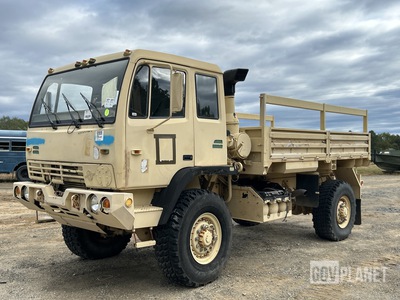 1997 Stewart & Stevenson M1078 LMTV 4x4 Cargo Truck