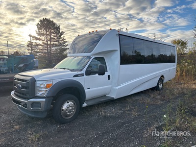 2016 Ford F-550 4x2 Party Autobús