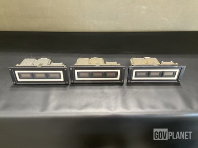 (3) Cat 8T-9882 Controls