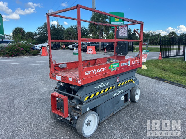 ELEVADOR TIJERA 2016 SKYJACK SJIII3220