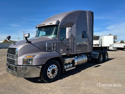 2023 Mack Anthem AN64T 6x4 Tracteur Routier Couchette