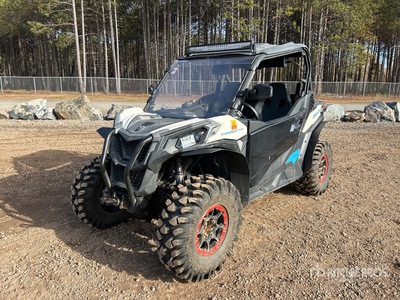 2018 Can-Am Maverick 800 4x4 Côte à côte