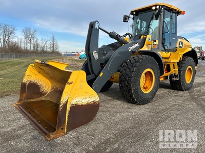 2023 John Deere 524P High Lift Radlader