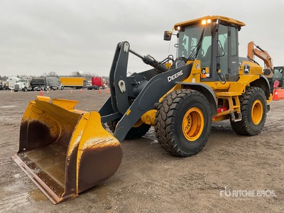 2023 John Deere 524P High Lift جرافة