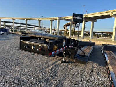 2025 Witzco Challenger RG-52 Tri/A Removable Gooseneck Lowboy Trailer (Inoperable)