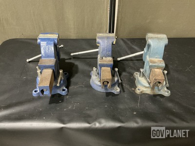 (29) Bench Vises