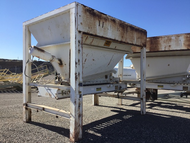CMI  13 ft 11 in x 10 ft Aggregate Feeder