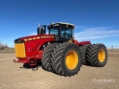 Versatile 550 Articulated Tractor