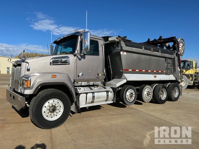 2016 Western Star 4700SF Phoenix 12x4 Wywrotka pięcioosiowa