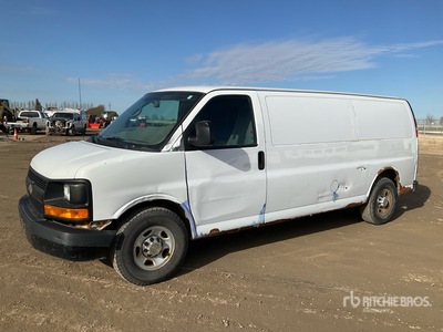 2014 Chevrolet Express 3500 Cargo Van