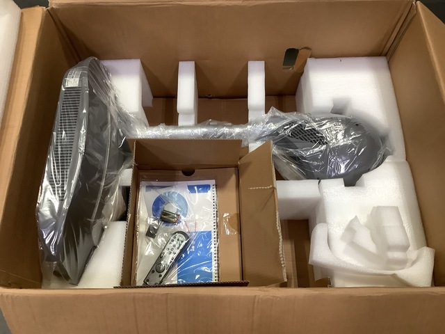 Smart Technologies 20-00781-00 DLP Projector