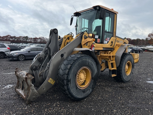 2007 Volvo L90F Wheel Loader 2007 Volvo L90F Wheel Loader
