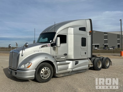 2001 Kenworth T680 6x4 Tracteur routier couchette