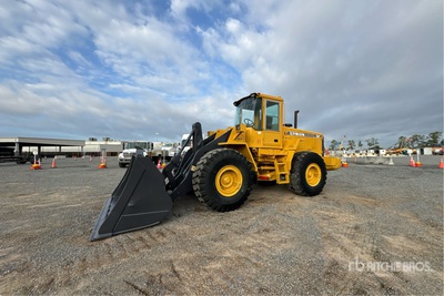 2001 Volvo 120D Wheel Loader
