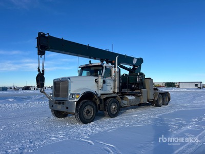 National 900A 26 ton Straight Boom on 2007 International PayStar 5900i 8x4 Twin-Steer Boom Truck
