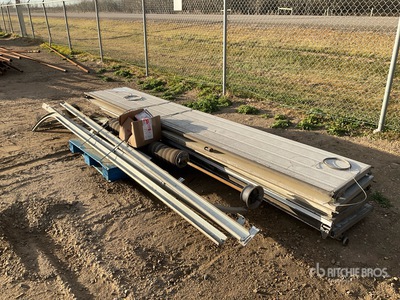 14 ft x 12 ft Overhead Shop Door ورش و مخازن متنوعة