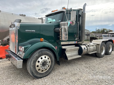 2016 Kenworth W900L 4-Achs Sattelzugmaschine