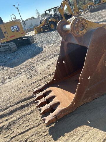 Cat  48 in 2.09 cyd Excavator Bucket