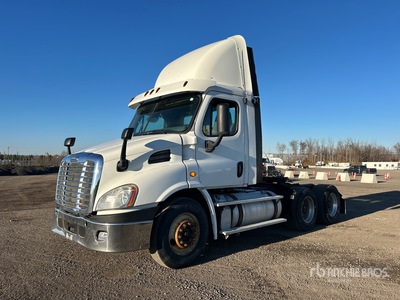 2014 Freightliner Cascadia 113 6x4 Cabeza Tractora Cabina Corta