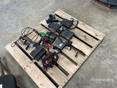 Quantity of (7) Radios