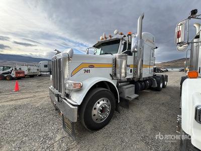 2015 Peterbilt 389 6x4 T/A Sleeper Truck Tractor