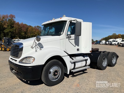 2007 Freightliner Columbia 120 6x4 T/A Day Cab Truck Tractor