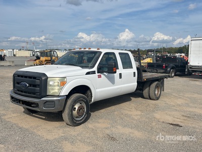 2015 Ford F-350 XL 4x4 Crew Cab Ciężarówka z płaską platformą