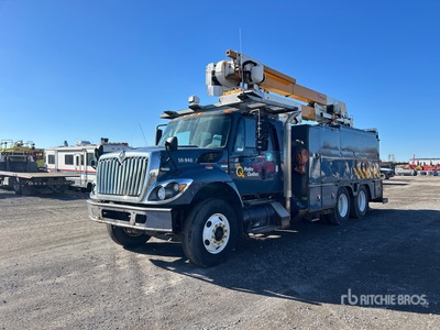 2009 International 7400 6x4 Camion nacelle