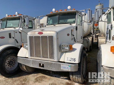 2006 Peterbilt 357 8x4 Camion mélangeur