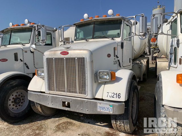 CAMIóN REVOLVEDOR 2006 PETERBILT MCNEILUS 10.5 CYD