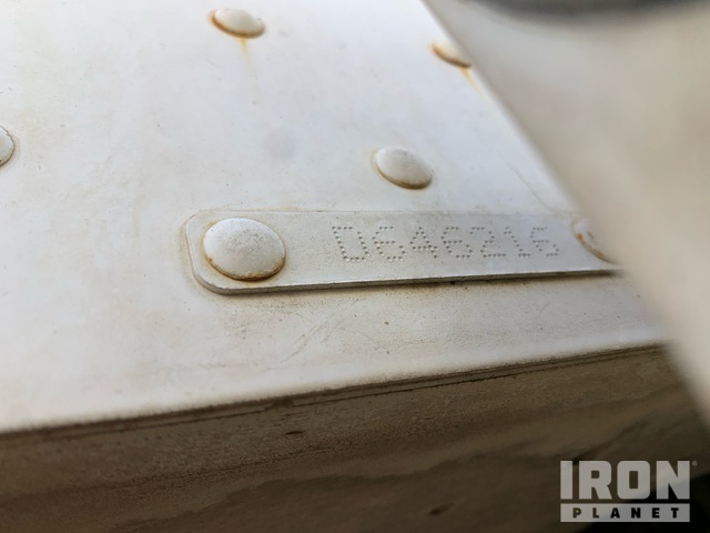 CAMIóN REVOLVEDOR 2006 PETERBILT MCNEILUS 10.5 CYD