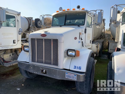 2007 Peterbilt 357 8x4 Camion mélangeur