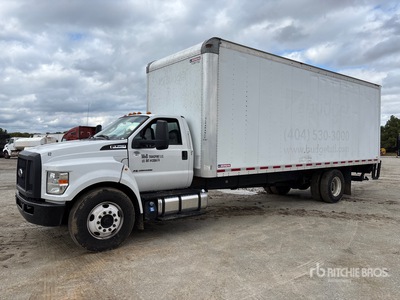 2016 Ford F-750 4x2 Van Truck