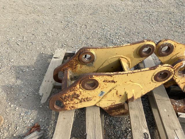 Central Fabricators  Quick Coupler - Fits Cat 450