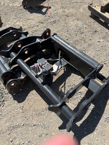 Cat Wheel Loader Quick Coupler - Fits Cat IT38G II