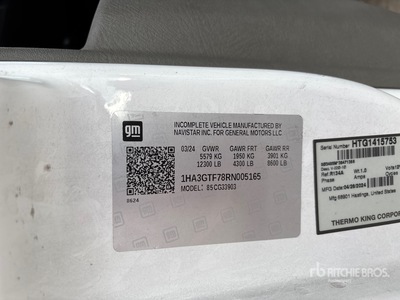 2024 Chevrolet Express 3500 4x2 Refrigerated Truck