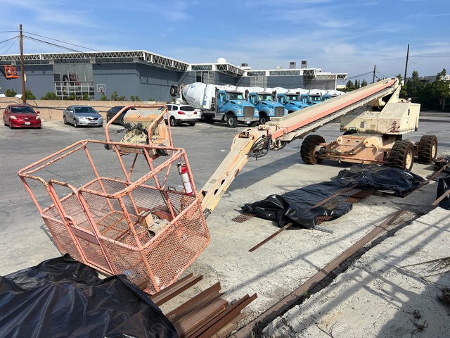 1995 JLG 80HX+6 4WD Diesel Telescopic Boom Lift (Inoperable)