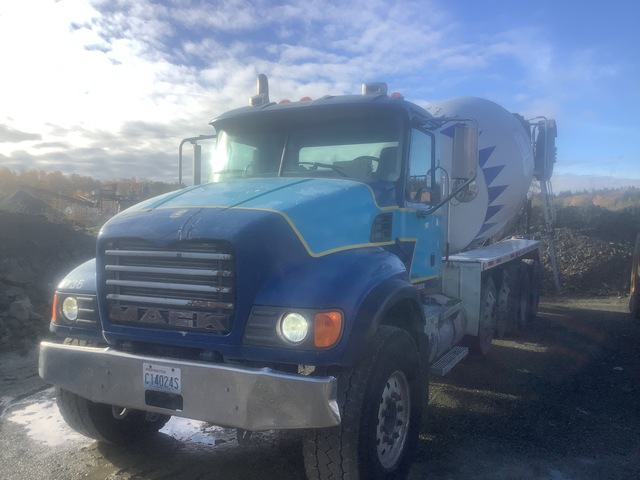 2007 Mack CV713 6x4 Mixer Truck