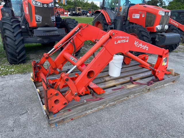 Kubota LA1154A Front Loader Attachment