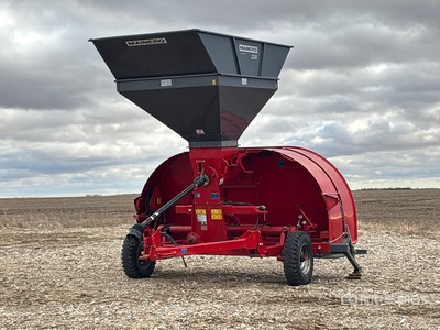 2008 Mainero 2230 9 ft Grain Bagger