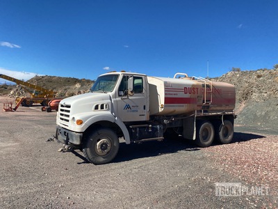 1999 Sterling LT7500 4000 gal 6x4 Ciężarówka na wodę