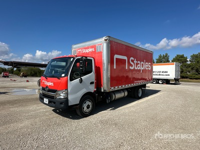 2018 Hino 195 4x2 Van Truck