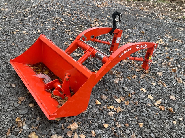 Kubota LA344S Front Loader Attachment