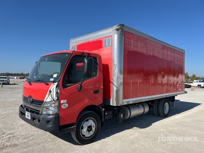 2018 Hino 195 4x2 Van Truck