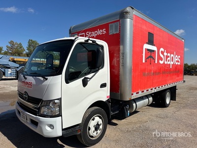 2018 Hino 195 4x2 Van Truck