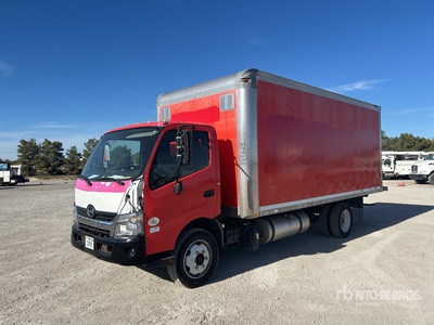 2018 Hino 195 4x2 Van Truck