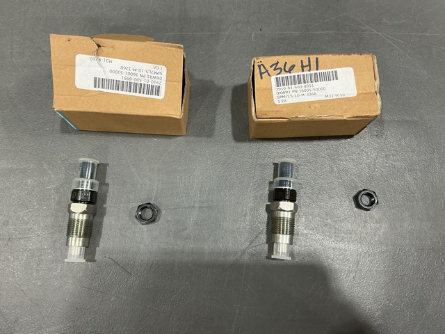 (20) Kubota 15841-92030 Nuts